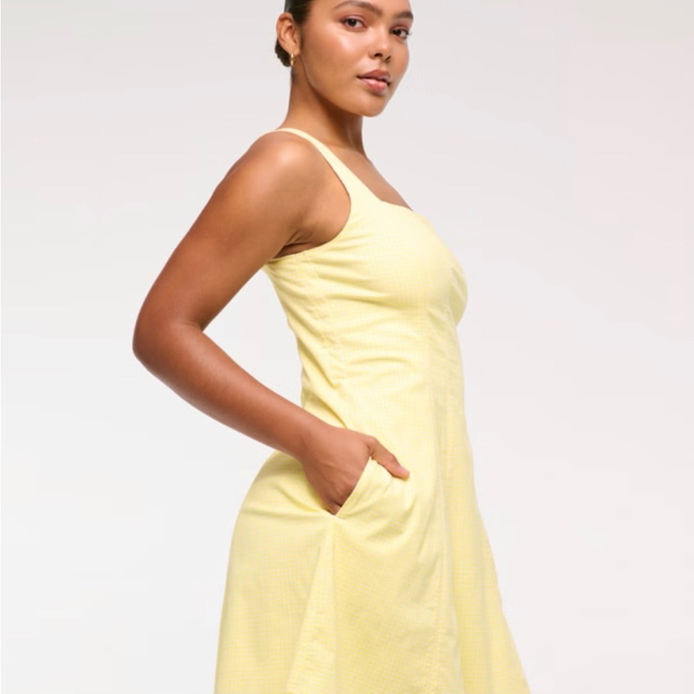 The A&F Mila Yellow Stretch Mini Dress Size Medium NWT - Picture 4 of 7